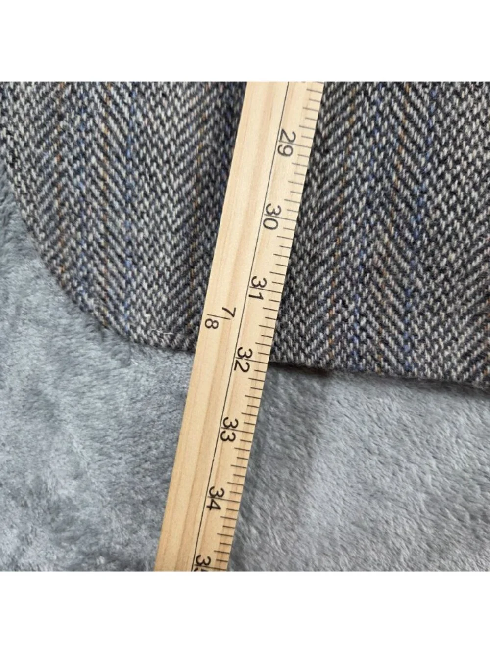 Vintage Woolrich Sport Coat Mens 46R Blue Herringbone Wool Tweed Blazer Jacket